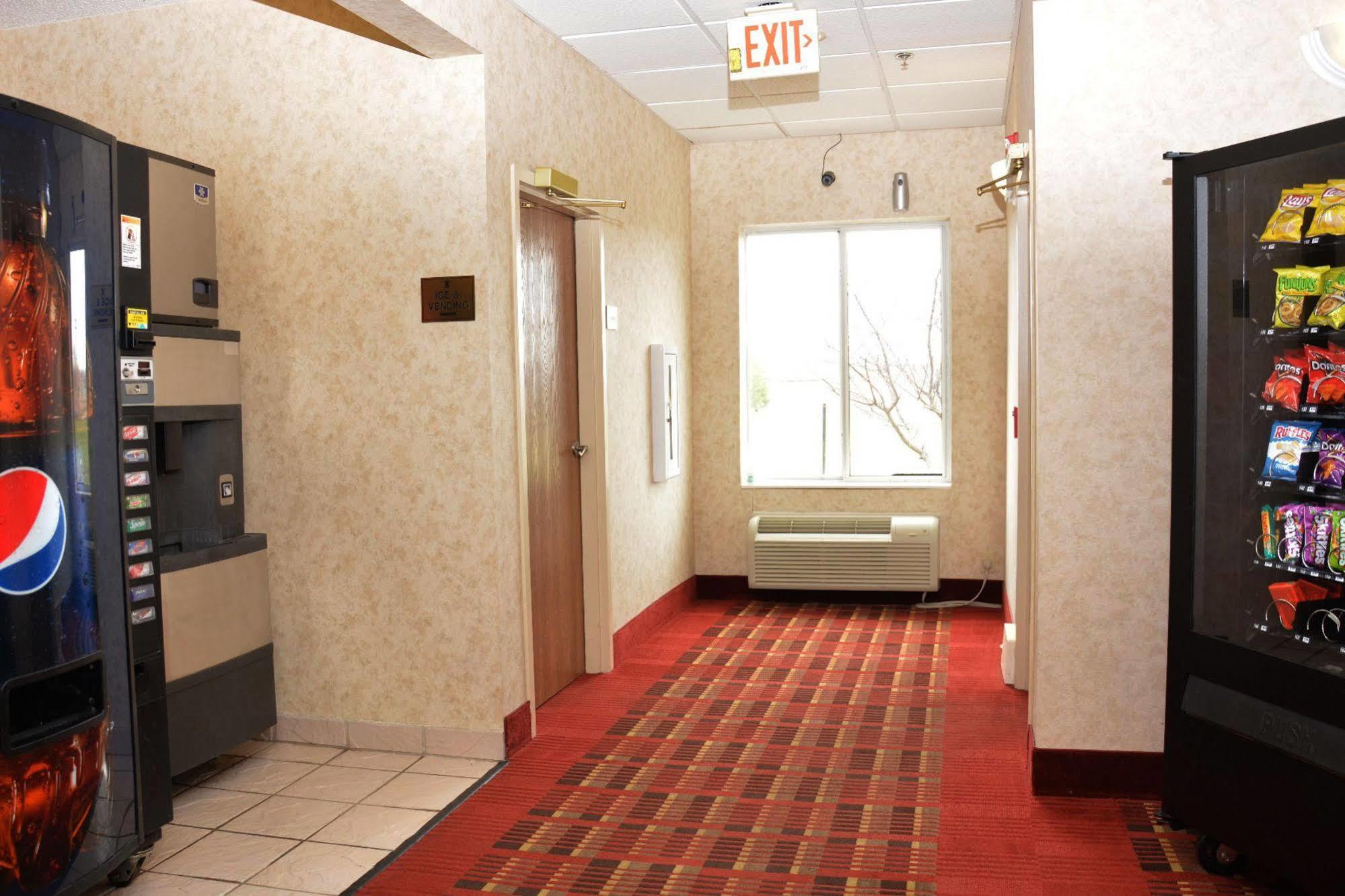 Hotel Super 8 By Wyndham Corydon Esterno foto